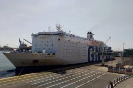 Le Car-Ferry « GNV CRISTAL » accoste de nouveau au port d’Annaba