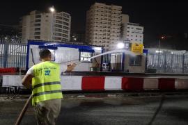 L'Entreprise Portuaire d'Annaba intensifie ses efforts de nettoyage, d'assainissement et d'aménagement de l'espace portuaire et renforce la prévention contre les incendies.