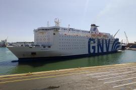 Nouvelle escale du Car-Ferry « GNV CRISTAL » au port d'Annaba